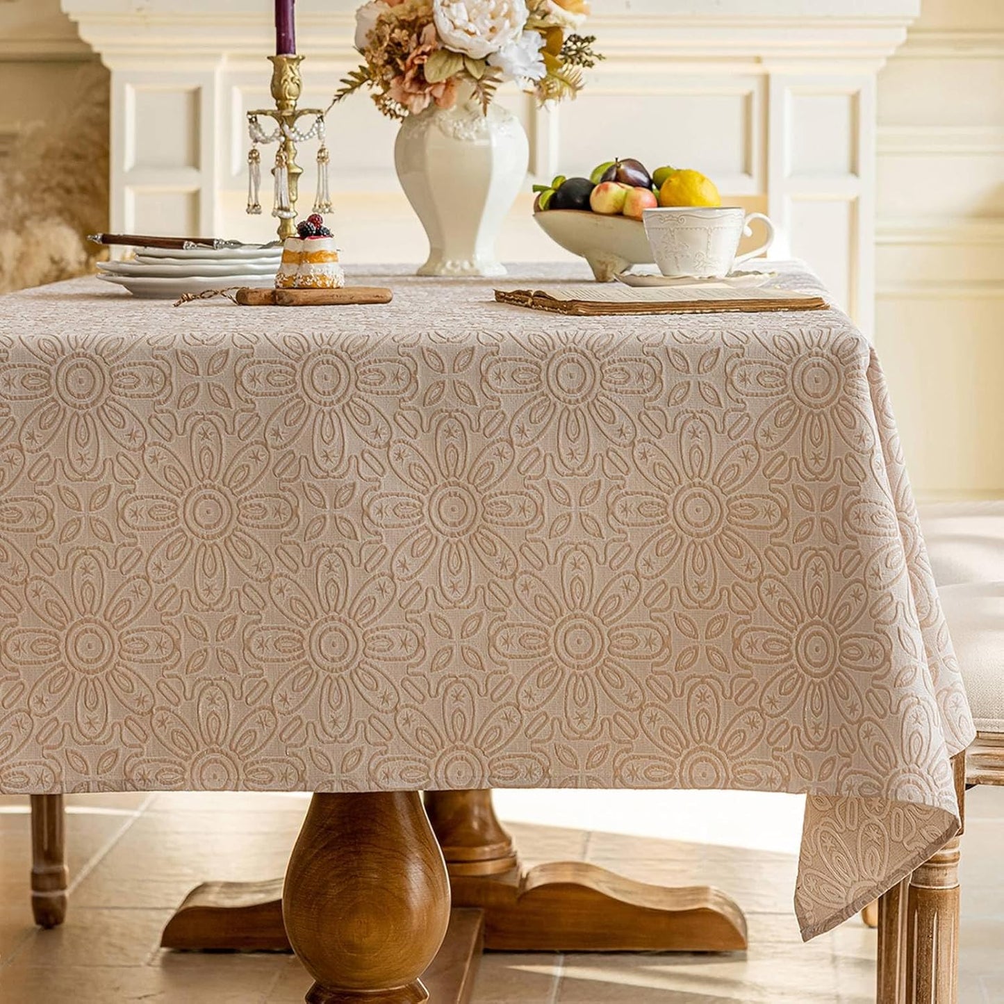 Jacquard Tablecloth 55x70, Embossed Floral, Non-Slip, Beige (Gesang)